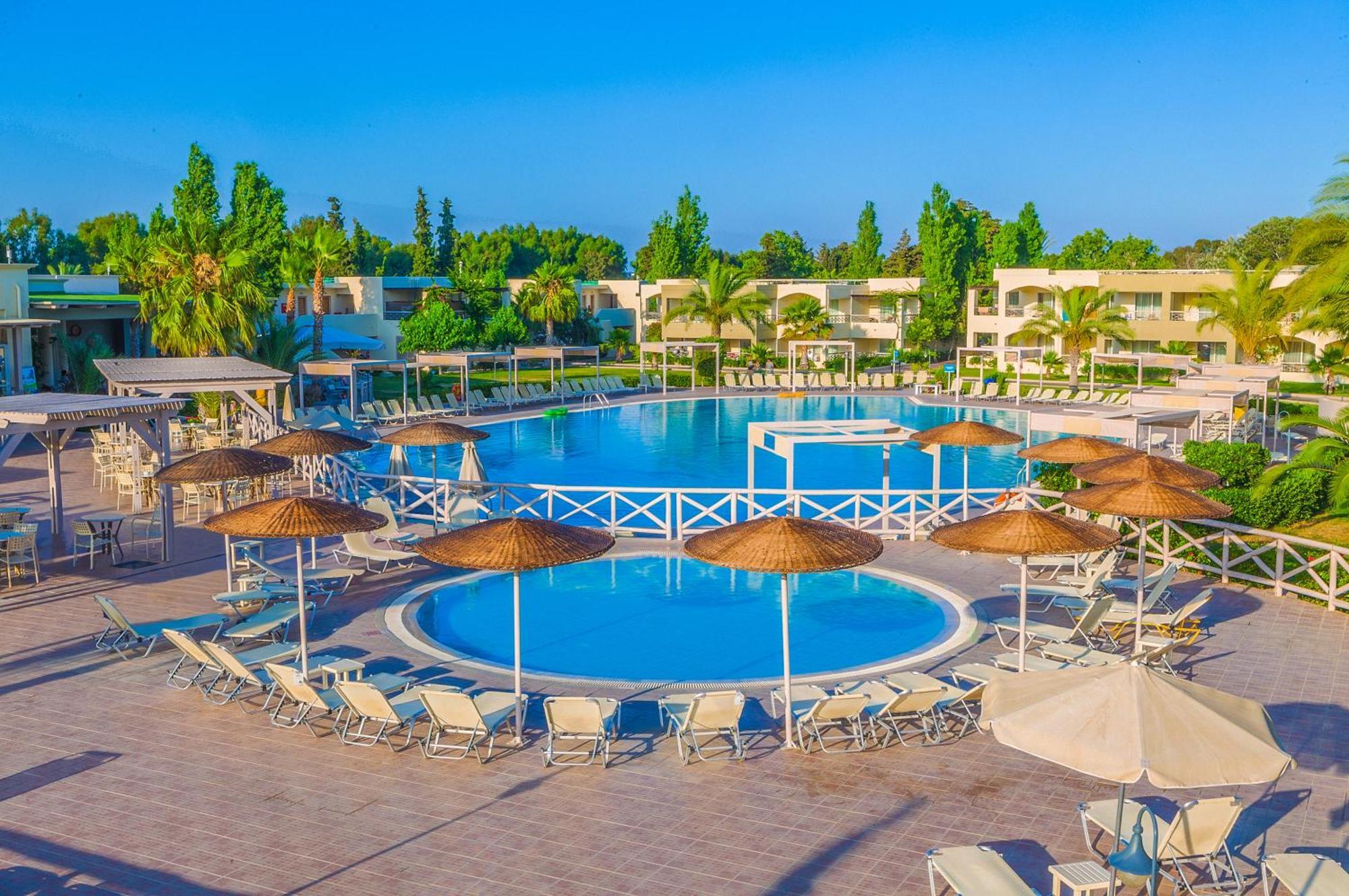 Kipriotis Maris Suites Psalidi  Exterior photo